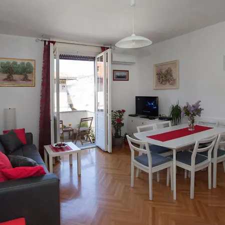 Apartman Mirjana *